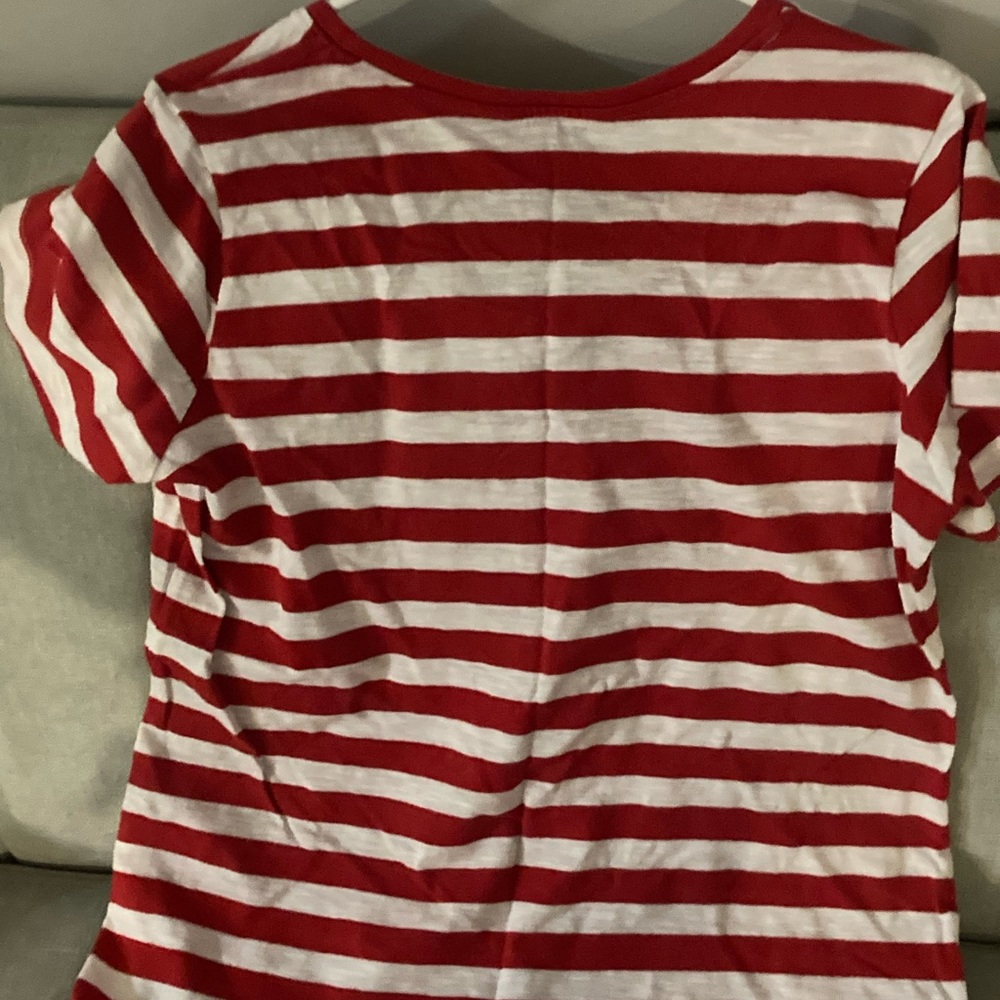 Nicole Miller v neck ladies shirt - Picture 2 of 2